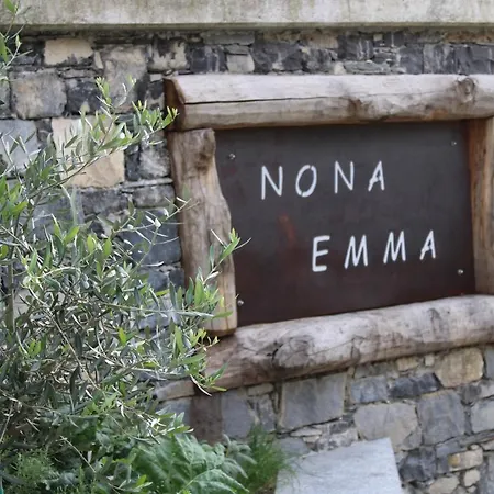 דירה Nona Emma